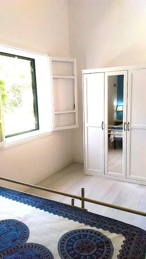 Villa delle Muse Fontane Bianche 0*,